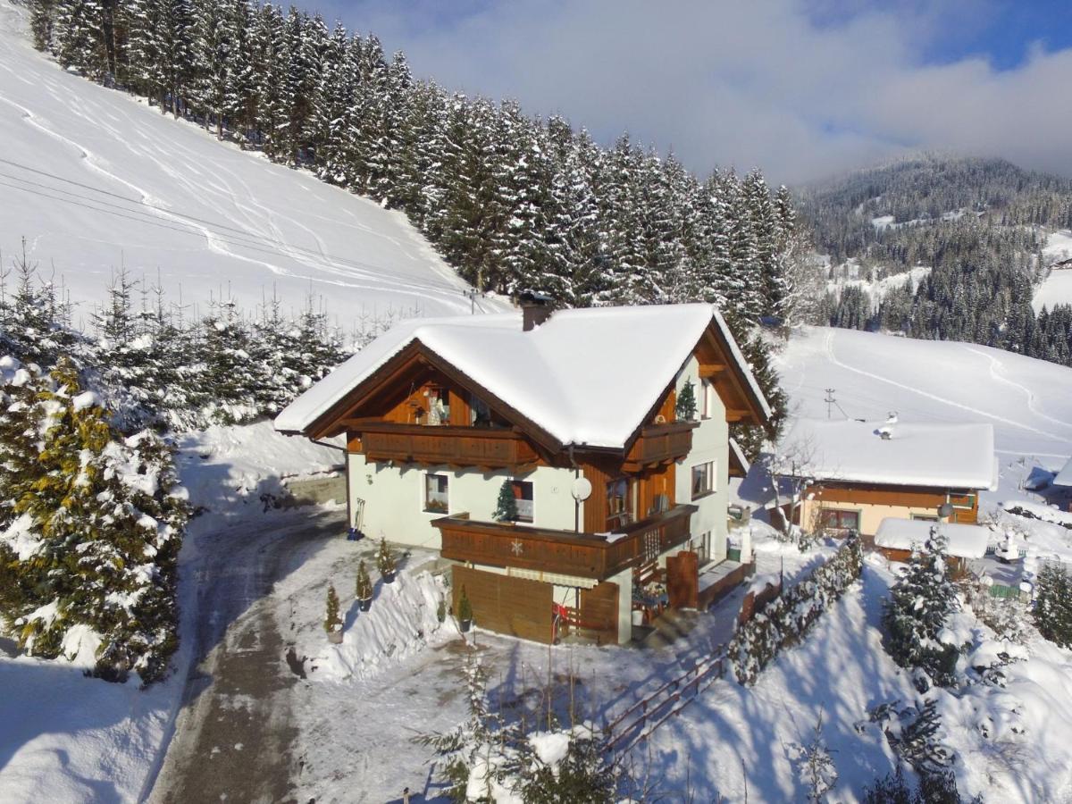 Sunny Holiday Flat With Balcony Wagrain Bagian luar foto